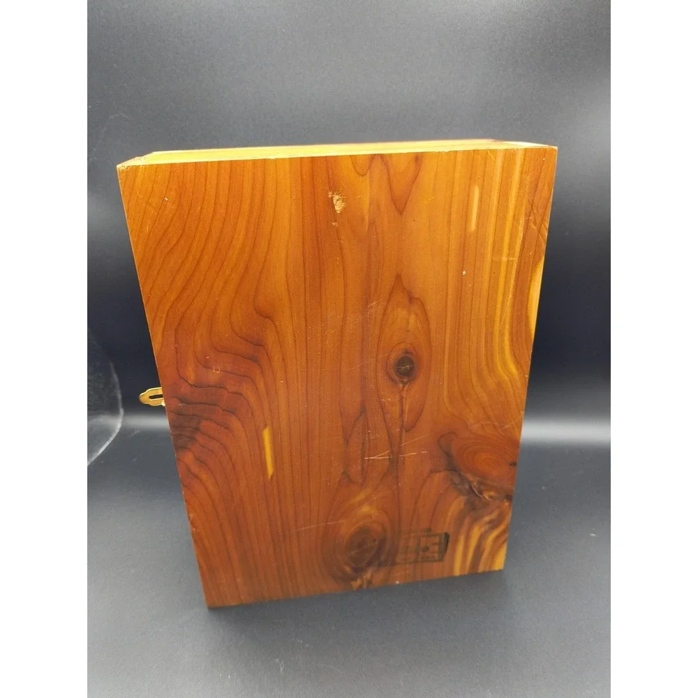Vintage 1976 HOLY BIBLE Concordance Prince Of Peace Edition Engraved Wooden Box